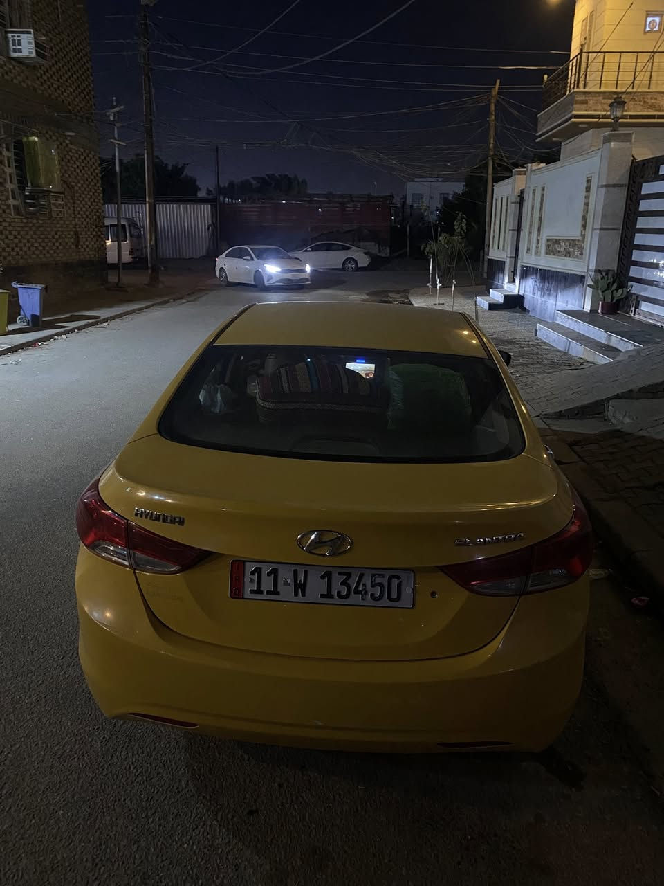 السلام عليكم النترا خليجي موديل 2012 السياره خير من الله حداديه جديده منضومه بانزين جديده تايرات نضيفات شاشه تحكمات استيرن  دوشمه جديده رقم بغداد بسمي السياره هيئه وغرمات مصفره كامله من كلشي شرط السياره المداور اتري وين متريد السياره مالت جنايه  مكانه الديوانيه مركز
الاستفسار :***********
