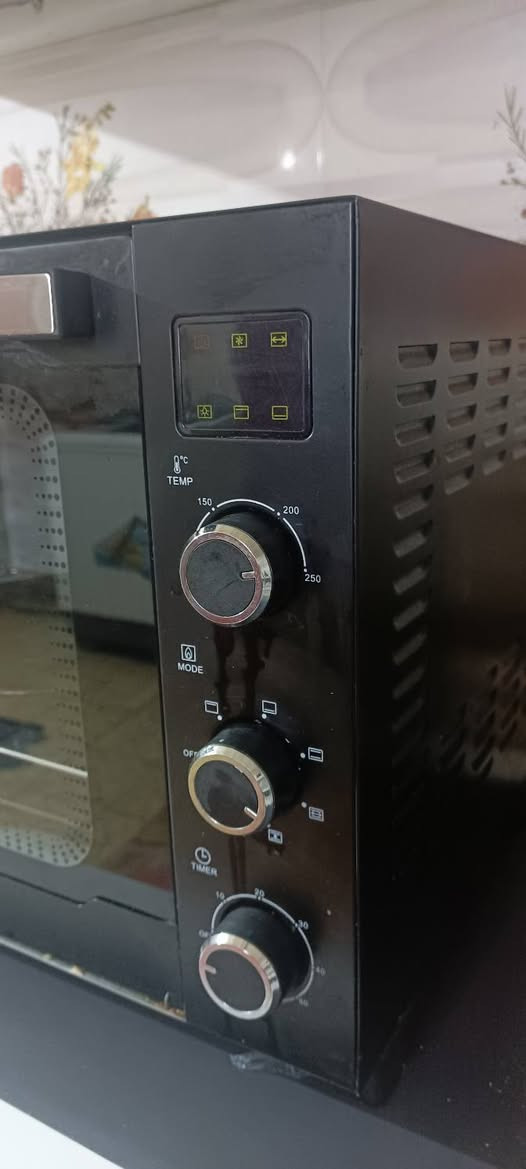 هذا الاوفن جديد للبيع مبي اي عيب بس ينشد ع نقطة كهرباء من الرئيسي واني معندي لذلك اريد ابيعه


**إذا كنت صاحب هذا الإعلان وتريد حذفه لأي سبب، رجاءا أرسل رسالة إلى الدعم الفني**