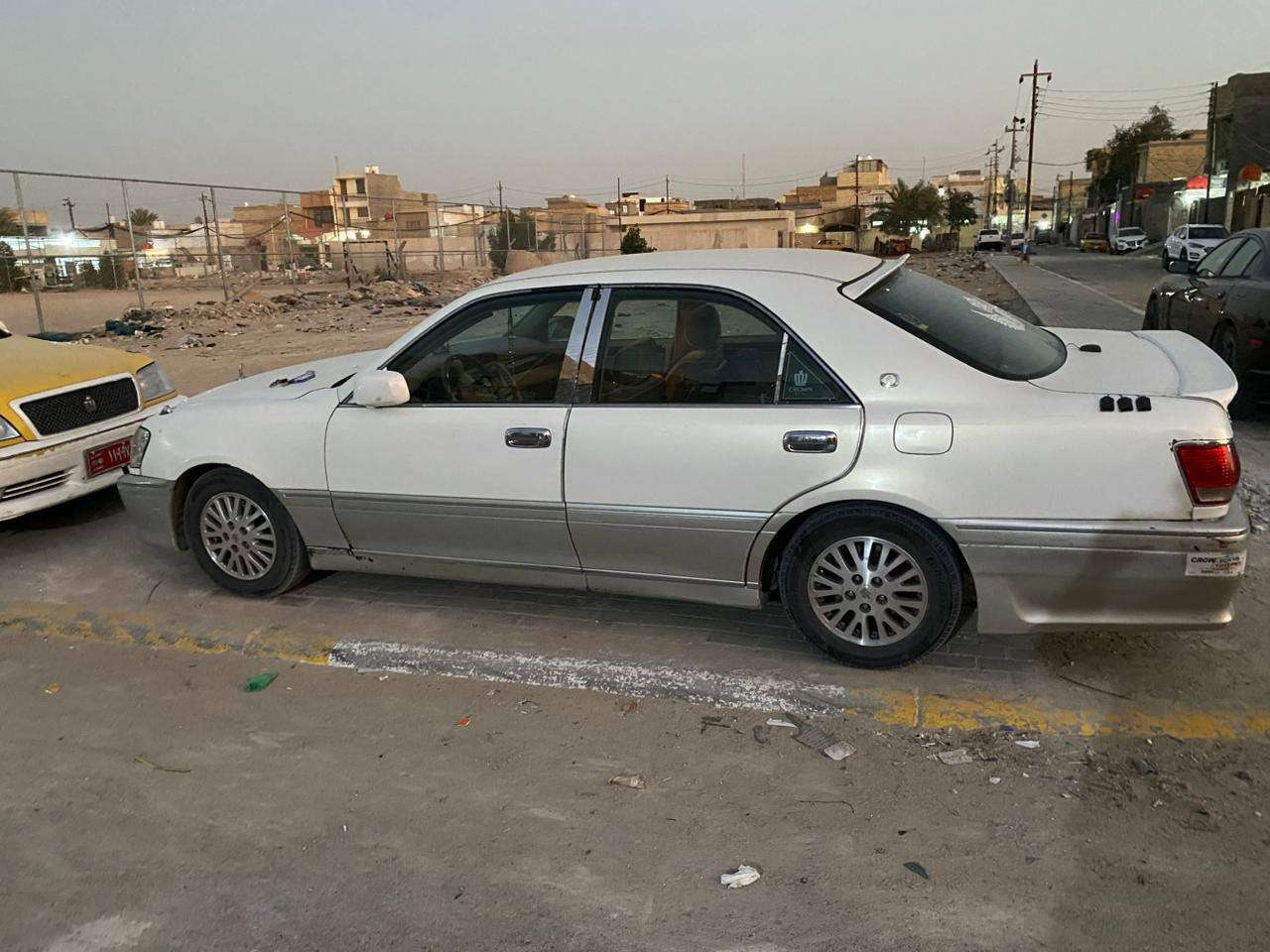 ملكه البيع مكاني كربلاء السياره موديل ٢٠٠٢ اصل قرار ٤٨ مفحوصه السياره عوزها حداديه  السياره مادفع كمرك اني تروح تدفع الكمرك حادثها جملغ خلفي ومعمر كير محرك بجيس برده دكمتين تبريد ثلج تيرات نص ونص بتري جديد مكفوله من كط وين ميعجبك روح افحص وكاله بسمي ورح وياك لفحص هم 
***********
