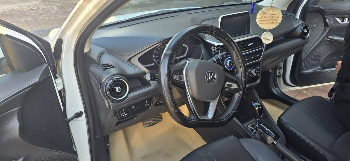 شانجان ال 7 مطلوبه غير حره باقي عليه ٣ سنوات ماشيه ٥٠ الف
٢٠٢٤
تخم تاير
تحكم بالستيرن
نضام تثبيت سرعه
كاميرا حساسات
السياره سعره ٩٠$
رقم تلفون ***********
رقم تلفون***********
