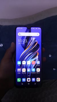 تكنو سبارك • ذاكرة ٦٤ • رام ٤