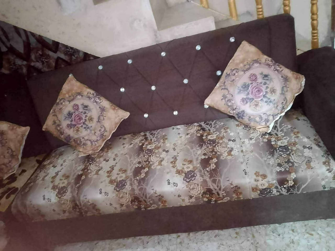 تخم 6 مقاعد مستعمل مابي ضرر 
مجمدة مستعملة حجم وسط 
طبلات نوعين كزاز و خشب 
عنواني بغداد حي أور بغداد, العراق


**إذا كنت صاحب هذا الإعلان وتريد حذفه لأي سبب، رجاءا أرسل رسالة إلى الدعم الفني**