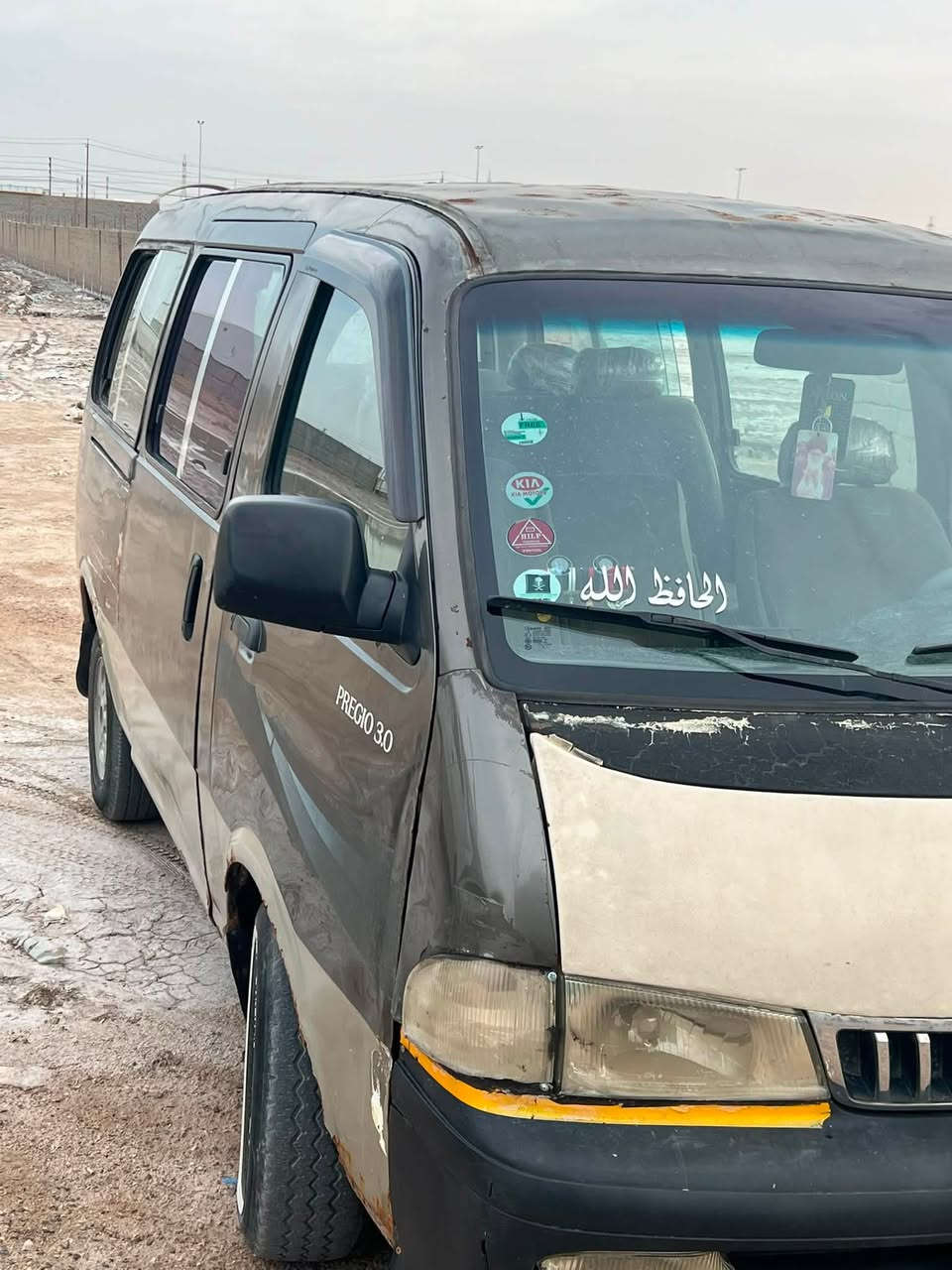 سلام عليكم كيه بريجو للبيع مديل 2001 سنويه 2027 مكينه و كير وكسل خير من الله حداديه نص عمر رقم بصره الماني راعيها يريد تحويل عليها هيئه وغرامات 350 يطيحن من سعرها   سعر 53 وبيه مجال رقم الهاتف *********** مكان البصرة ابو الخصيب
