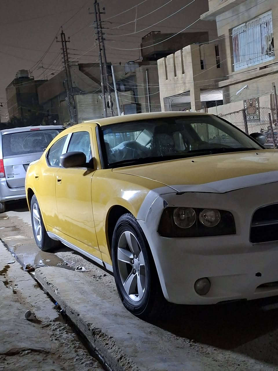 سلام عليكم جارجر مديل 2008
سياره خير من لله كير مكينه صدر 
سياره نقصهه بس اكسل بي ونه 
مكان سياره العبيدي
السعر 80وبيه مجال 
***********
