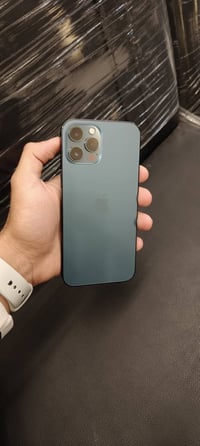 ايفون 12 برو ماكس ذاكرة 512 بطاريه 73 كلشي ماا مبدل بي شرق اوسط جهاز ن...