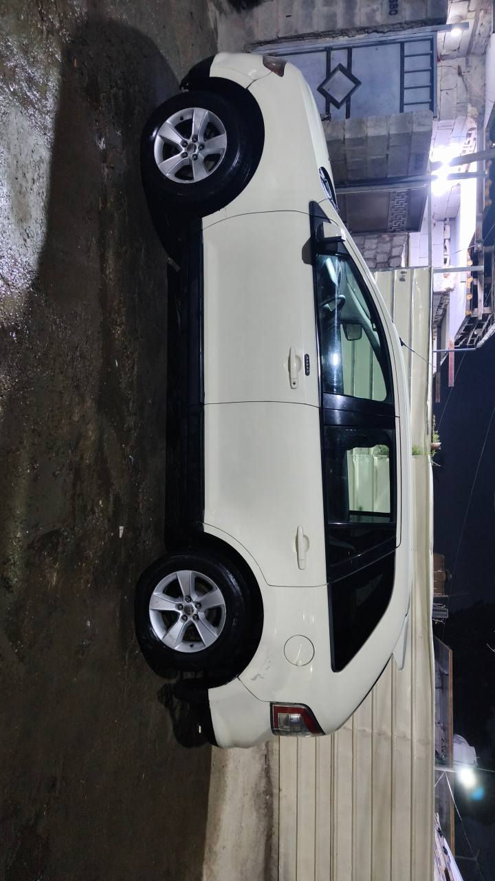 السلام عليكم فورد ايدج للبيع او مراوس كير مكينه خير من الله صبغ فقط الموضح بصور سياره ماشيه ١٥٩ جانت متروكه مكاني بغداد العامريه باسمي تحويل ثاني يوم *********** السعر ٧٧ وبي مجال
