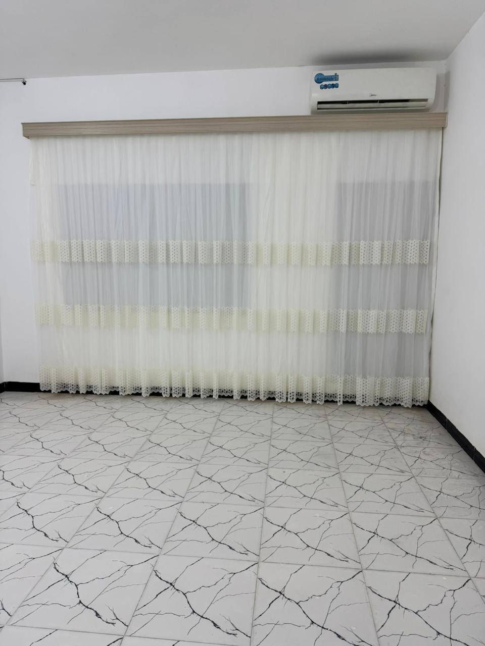 للبيع مشتمل ١٠٠ متر طابقين  غرفتين وصاله ومطبخ استقبال السعر ٦٠ مليون قابل للتفاوض سامراء دوانم المعمل للاستفسار مراجعة مكتب الياقوت للعقار ***********
