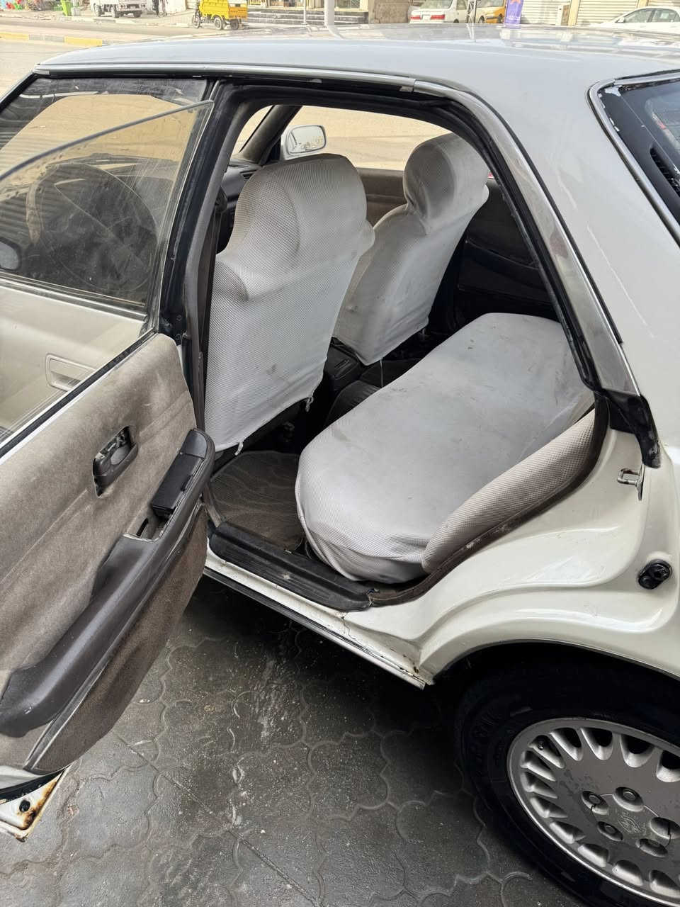 سلام عليكم مارك كصيف مديل 92 رقم بصره الدولي بسمي سنويه 29تحويل ثاني يوم سياره معمره توها مكينه وكير ونجي صارلها 15يوم شادهم حاويه منضومه تبريد كامله مشط وحداده جدد تخم تاير جديد كهربائيات كلها شغاله صبغ جماليه جديد 
مكاني البصره الزبير سعرها (54)وبيها مجال لشراي ***********
