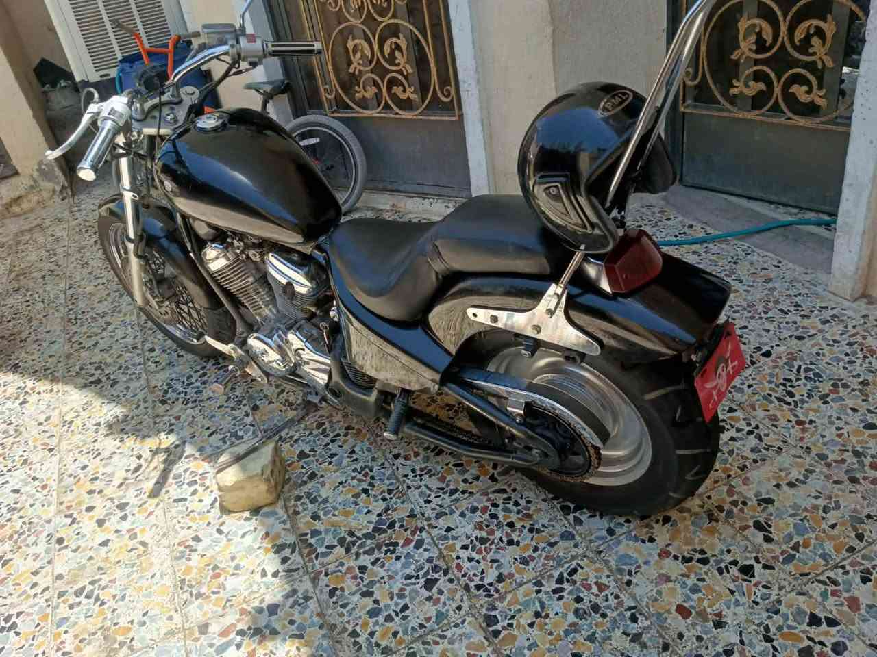 سلام عليكم هوندا ستد 400 دراجة  اوراق كامله موديل 2002
مكان واسط .صويرة . ***********
السعر  1100 قفل 
نقص بس صفاحيه وياها جنط وتجوة هديه 
اخوان سعرها قفل الميشتري لا يتعبني
