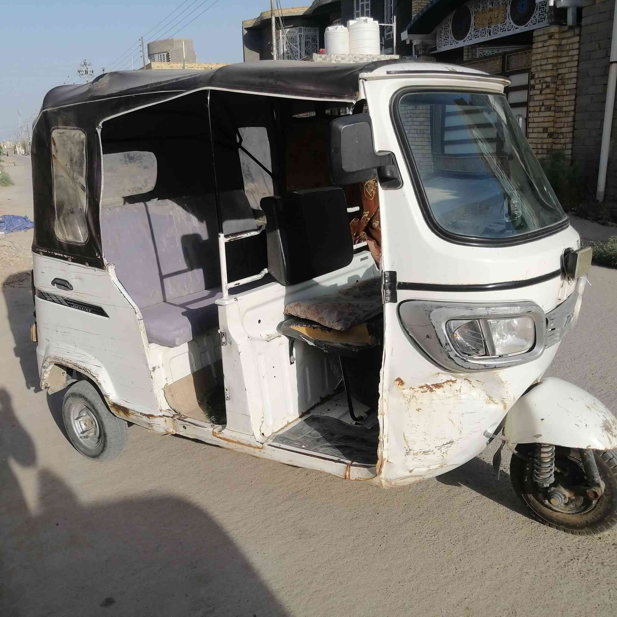 تكتك TVS للبيع مديل 2020
 رقم وسنويه مداور ثاني يوم
محرك 2022
تخم تاير جديد
جاهزه التكتك مابيه اي نقص
العنوان ذي قار قضاء الفهود
***********
السعر 5 ونص وبيه مجال حك الجيه
