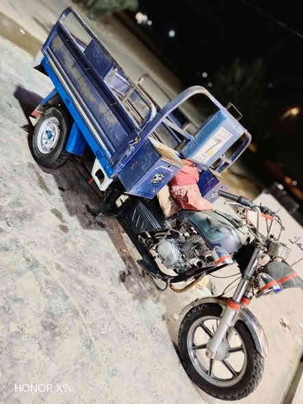 للبيع ستوته موديل 2015 محرك 23 مكفوله أوراق اصولي  مكاني طويريج قرب سيطره ام الهوى *********** سعره 1350 وبيه مجال
