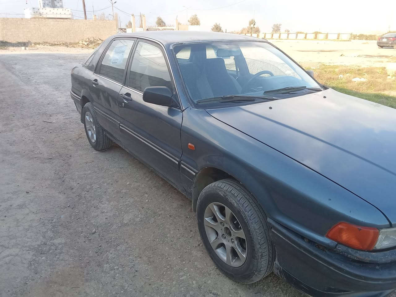 السلام عليكم مكلف بنشر
مسيبوشي كلنت 
موديل 1991
كير محرك شرط 
كهربائيات كلها شغاله 
طخم جديد 
تخم تايرات جديد 
رقم دولي شرط التحويل والوكالة 
كابون بانزين 
السعر 38 وبيها مجال 
‏‪0774 092 5712‬‏
