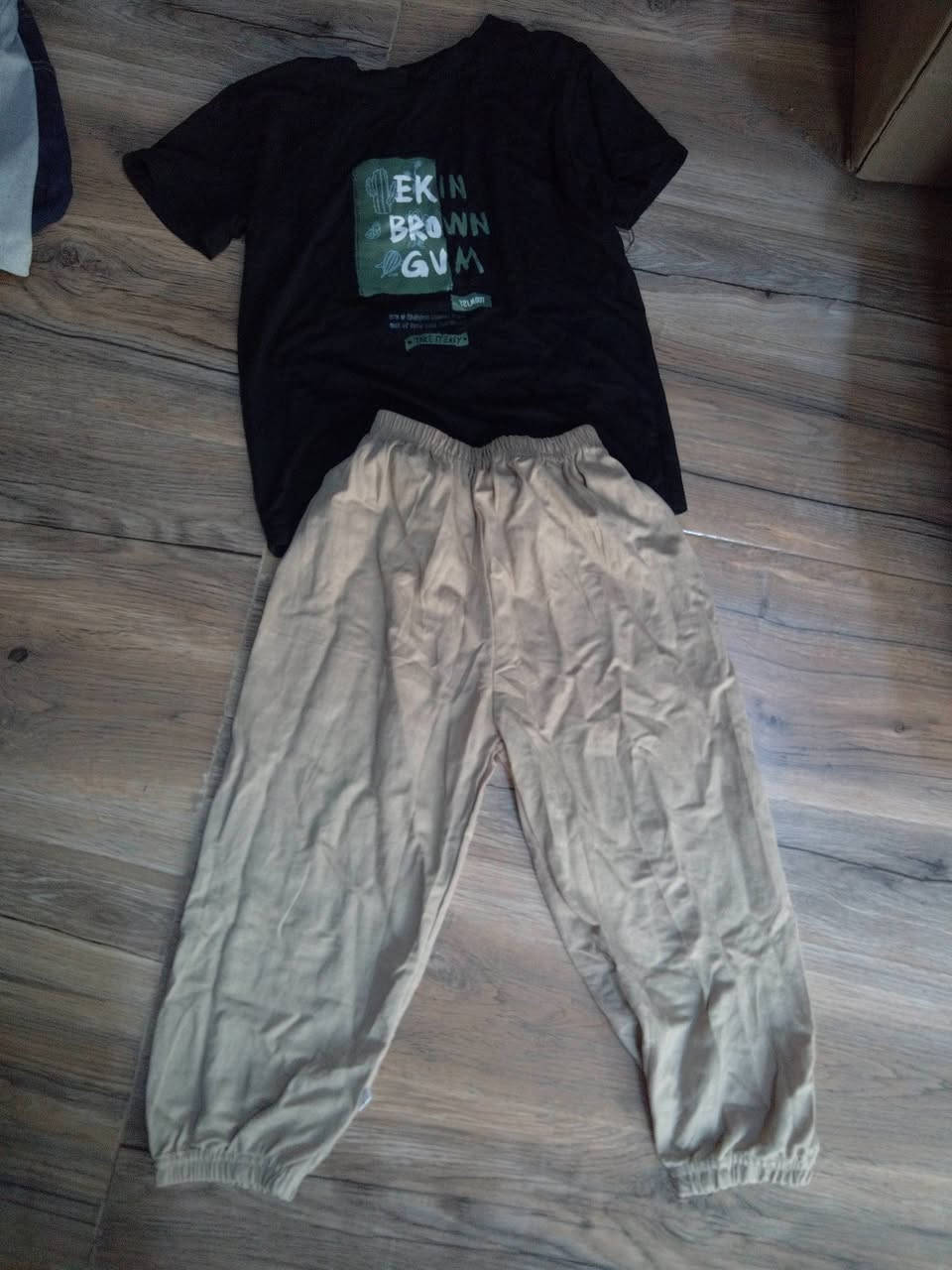 شارع عشرين فرع صيدليه انس مالك العامر  متواجدين مدار 24ساعة
تنزيلات العيد ملابس شي أن


**إذا كنت صاحب هذا الإعلان وتريد حذفه لأي سبب، رجاءا أرسل رسالة إلى الدعم الفني**