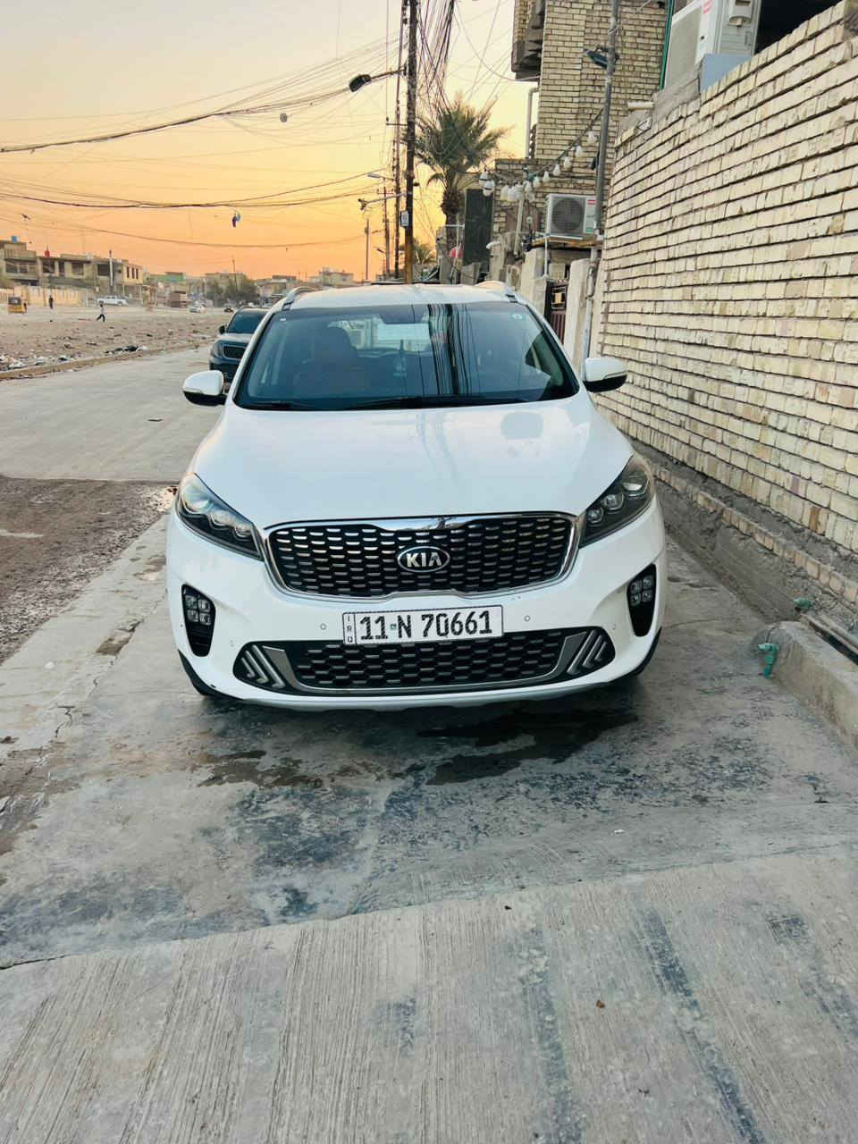 السلام عليكم
سورنتو ٢٠٢٠ خليجي ٦ سلندر  رقم بغداد سنويه لل ٣٠ بسمي سبعه راكب السياره جديده بمعنى الكلمة فول عدا الفتحه بصمه تشغيل بصمه أبواب ترحيب مري شفط بيه ربع الباب صبغ وشويه جامغ اقل الشبر والباقي كفالة  السعر ٢٤٥ وبيه مجال ***********
