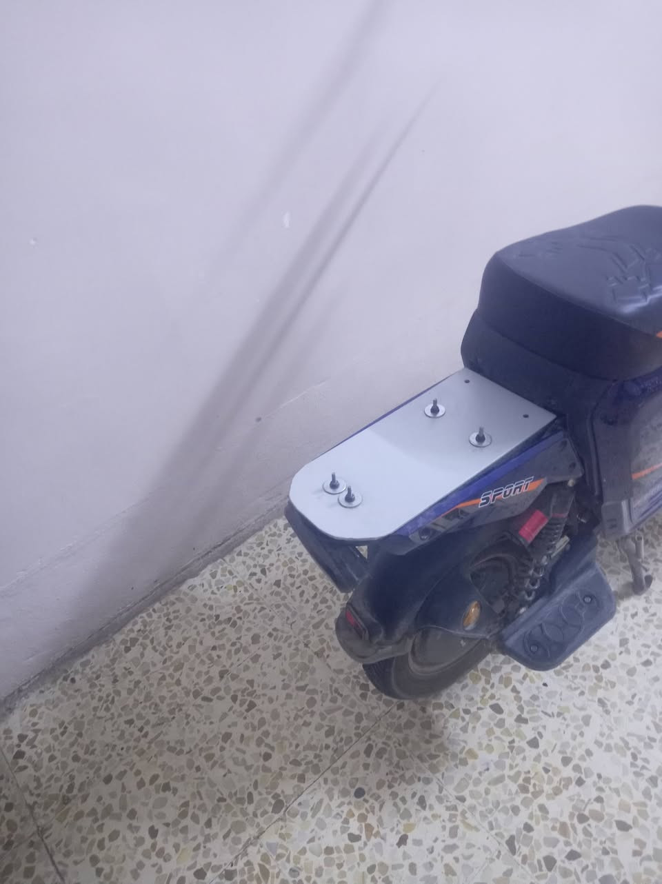 سلام عليكم درجة شحن R9 2025
دبل سويج دبل بصمه اربع نمر دراجة نضيفه مرواس مع ايفون او اس الترا


**إذا كنت صاحب هذا الإعلان وتريد حذفه لأي سبب، رجاءا أرسل رسالة إلى الدعم الفني**