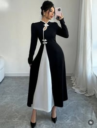 آخر قطعة • قياس ٤٦ • تلبس ٤٤