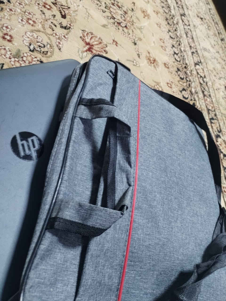 السلام عليكم لاب توب للبيع
بسعر ١٧٠   نظافة فووول
للاستفسار  ***********
