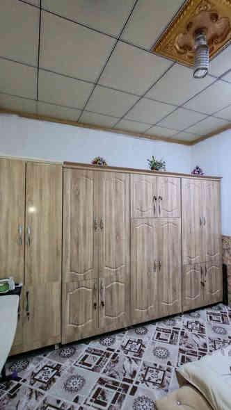 غرفه نوم كامل للبيع مصنوع من خشب تركي اصلي
شرط بدون اي شخط سعر 900 رقم تلفون ***********
