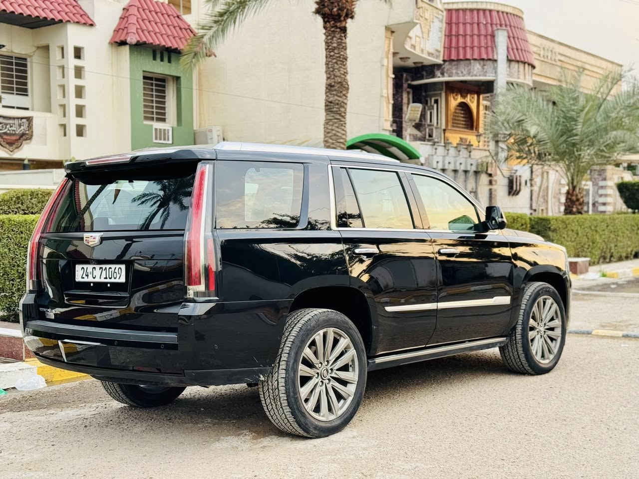 سلام عليكم
كاديلاك اسكاليد  2019 خليجي وكاله هارلم ب اسمي 

اتصال : ***********

السعر : 405$ وبيه مجااال 

خليجي شركه منصور
ماشييه 122 الف 
سياره مكفولة كفالة عامة حته دعاميات
باسمي تحويل ثاني يوم 

المواصفات : Vip 
تشغيل عن بعد 
مساج 
36 سماعة 
‏‎5 كاميرات
‏‎5 بصمات
فور ويل
كشن رجاج 
دوسات كهرباء 
داتا شو 
فتحه 
لايت زنون عالي ناصي ٥ عدسات
‏‎4 شاشات بالدشبول والسقف والكشنات
تحكم بريك 
جنطه ذكيه جلاق
رادار تحديد مسار
رادار خلفي
رادار امامي 
رادار جانبي 
كشن تدفئة وتبريد سايق وراكب
كشنات امامية تدليك
كشنات خلفية تدفئة
مري شفط 
اشارة بداخل المراية
كشنات جلد 
الكشنات كهرباء 
ذاكرة ميموري ستيرن وكشن
قاصه 
ويل ٢٢ بلادي 

بغداد
