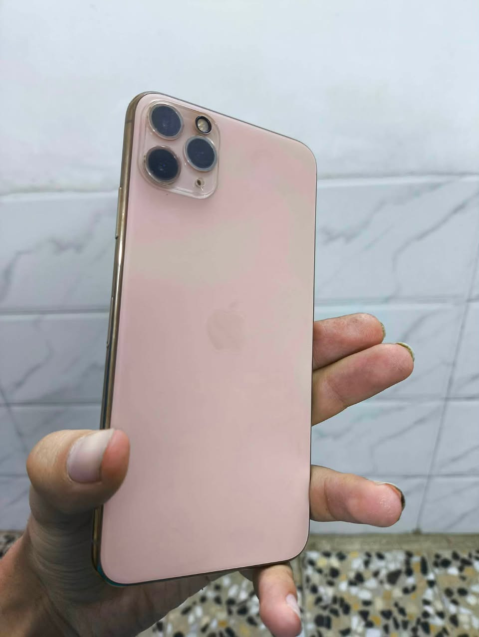 سلام عليكم آيفون 11 pro MaX النضافة فول شخط مابي اللة شاهد هاي لزكة مال شاشة
مبدل شاشة اصلية 3خيارات 
مبدل بطارية 🔋 اصلية 85

ذاكرة 256

الباقي كلة نضيف تحديث 26ios

السعر/250
المكان/بغداد الغزالية/


**إذا كنت صاحب هذا الإعلان وتريد حذفه لأي سبب، رجاءا أرسل رسالة إلى الدعم الفني**