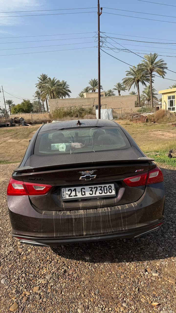 للبيع - شيفروليه ماليبوRs موديل 2021 
المواصفات:

 • المحرك: 1.5 لتر تيربو (1500 CC)

 • ناقل حركة أوتوماتيك

 • فئة Rs

 • تشغيل بصمة + دخول ذكي

 • شاشة لمس 8 إنش

 • كاميرا خلفية

 • تشغيل عن بعد

 • بلوتوث + USB + أبل كاربلاي / أندرويد أوتو

 • مكيف أوتوماتيك

 • مصابيح LED نهارية

السيارة رقم سليمانية حرة 

السعر 108

مكاني بغداد التاجي 

***********

***********
