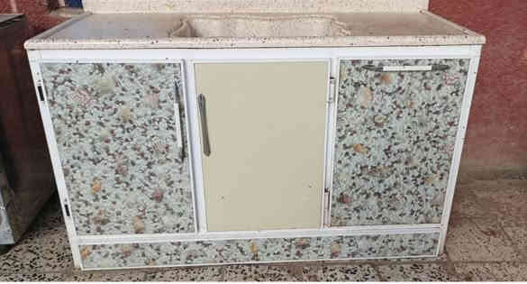 السلام عليكم
للبيع 
كاونتر تركي تزكام ثقيل 
ثلاث قطع سنك مرمر
السعر  450 وبي مجال
المكان بغداد المشتل 
***********
اتصال او واتساب
