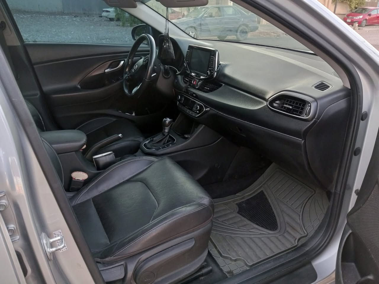 للبيع فول فول جاملغ اماني صبغ بدون ايربك ودواخل سعر ١٢٩ شاري ***********
