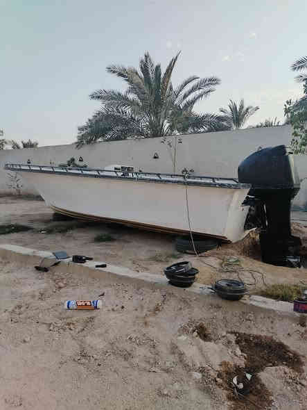 سلام عليكم زورق للبيع يوسفي الكويتي الطول ٦ امتار ونص كلش نضيف مكينه 250 ماركري + سستم صوت + اناره + قطاس ماء + فول بازين 70 لتر) (سعر 60 $$
 مكاني ابو الخصيب ***********
