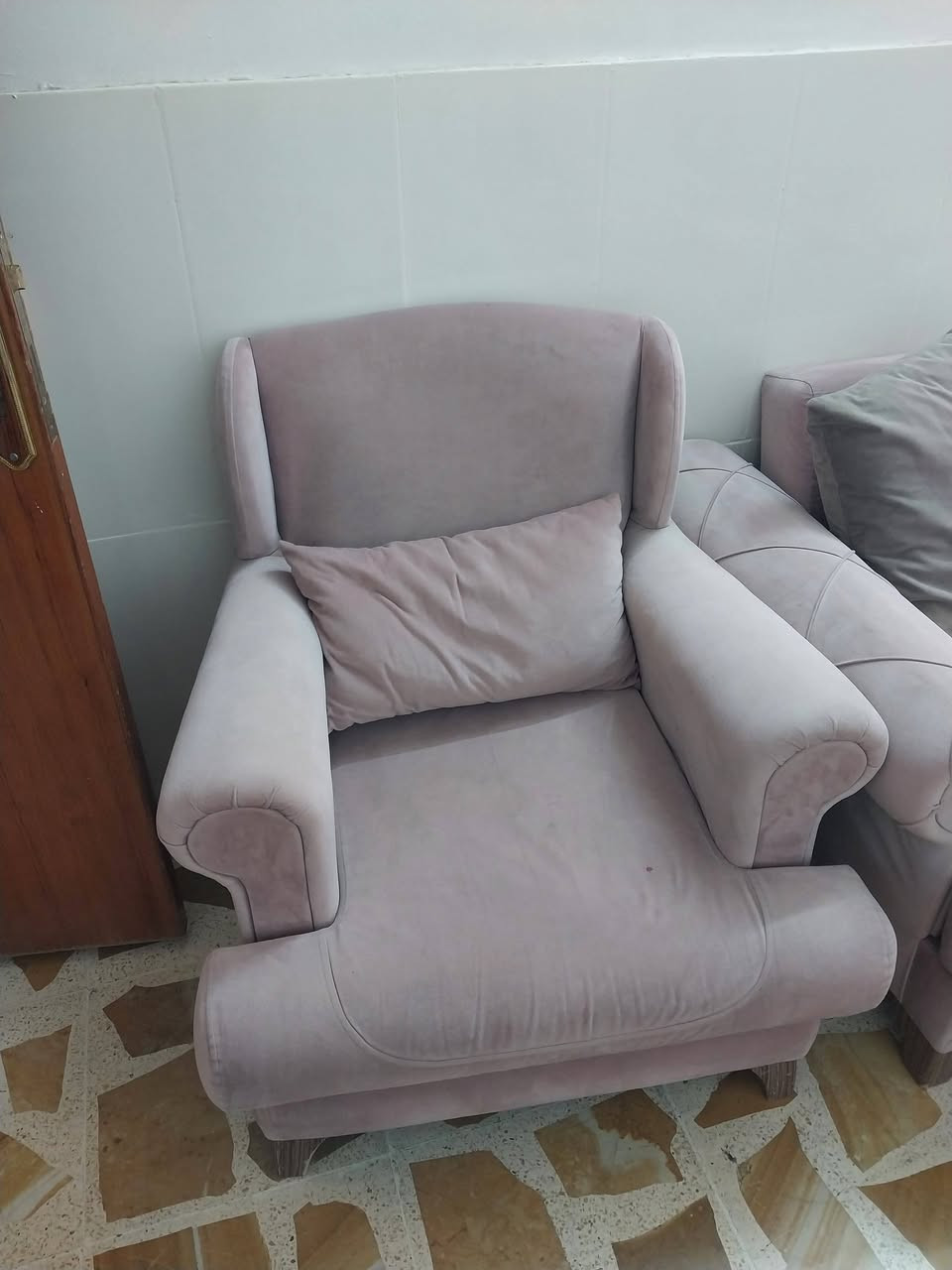 تخم تركي ١٠ مقاعد بميزة السرير من ماركة Kilim


**إذا كنت صاحب هذا الإعلان وتريد حذفه لأي سبب، رجاءا أرسل رسالة إلى الدعم الفني**