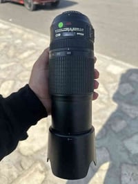 زوم للبيع نيكون 70/300 ED الغني عن التعريف مستخدم شي قليل نضافه 99 075...