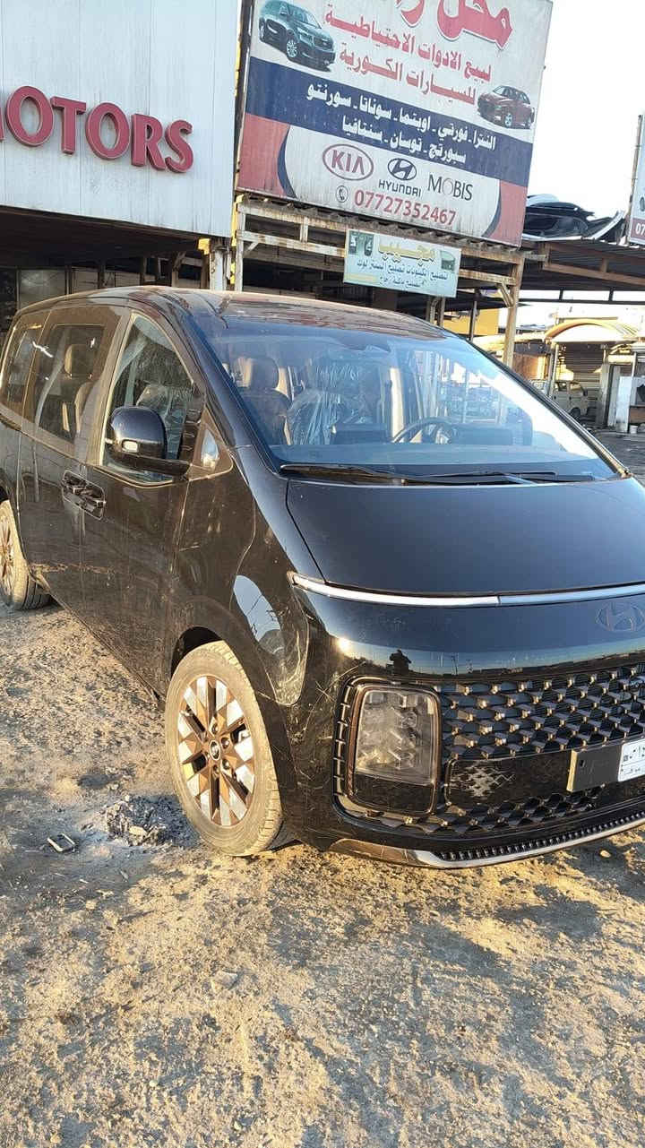 السلام عليكم اخوان ستاريا كاز موديل 24  تسعه راكب فتحات كبر دكمه كامرات رادارات ويل 18 السعر المطلوب 200 ورقه للاستفسار اتصل على رقم ***********
