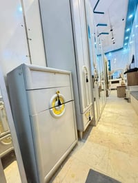 غرفة نوم • ٩ قطع • نضيفه وضخمه