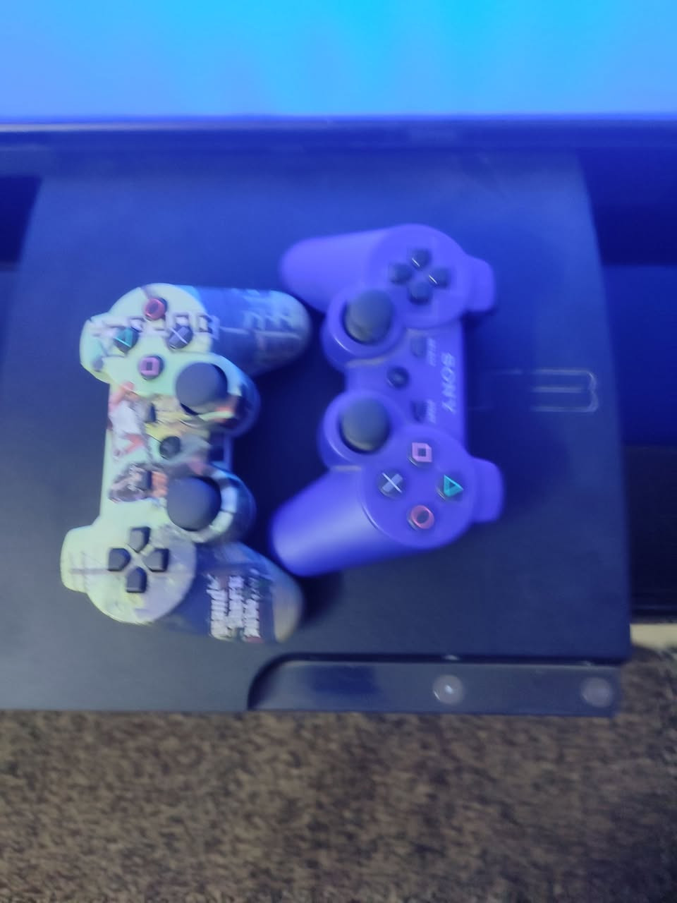 بلي 3 سلم باله اصلي مهكر بيه11 لعبات بداخل الجهاز وقابل للزياده وياه جوستكين وغراضه ماعده كارتونا سعره ب140 مكاني بغداد حرية *********** معندي توصيل ضمان شكد متريد🌹
