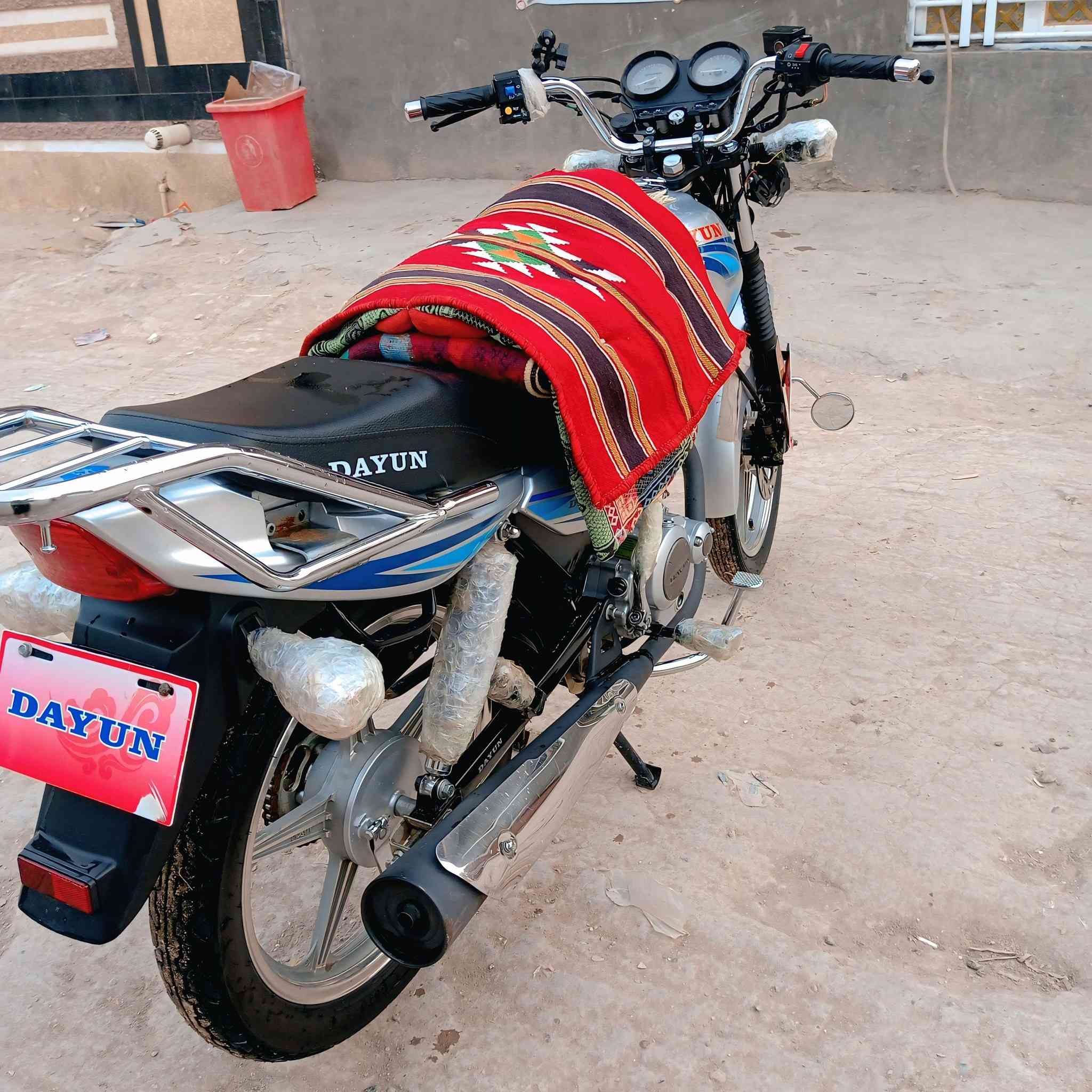 سلام عليكم شباب دراجه دايون مديل 23فول نضافه مكاني #ابي_غرق وراق صولي بسميي
دراجه خير من الله مال جناي 
رقمي ***********خابرني وانه بخدمتك
