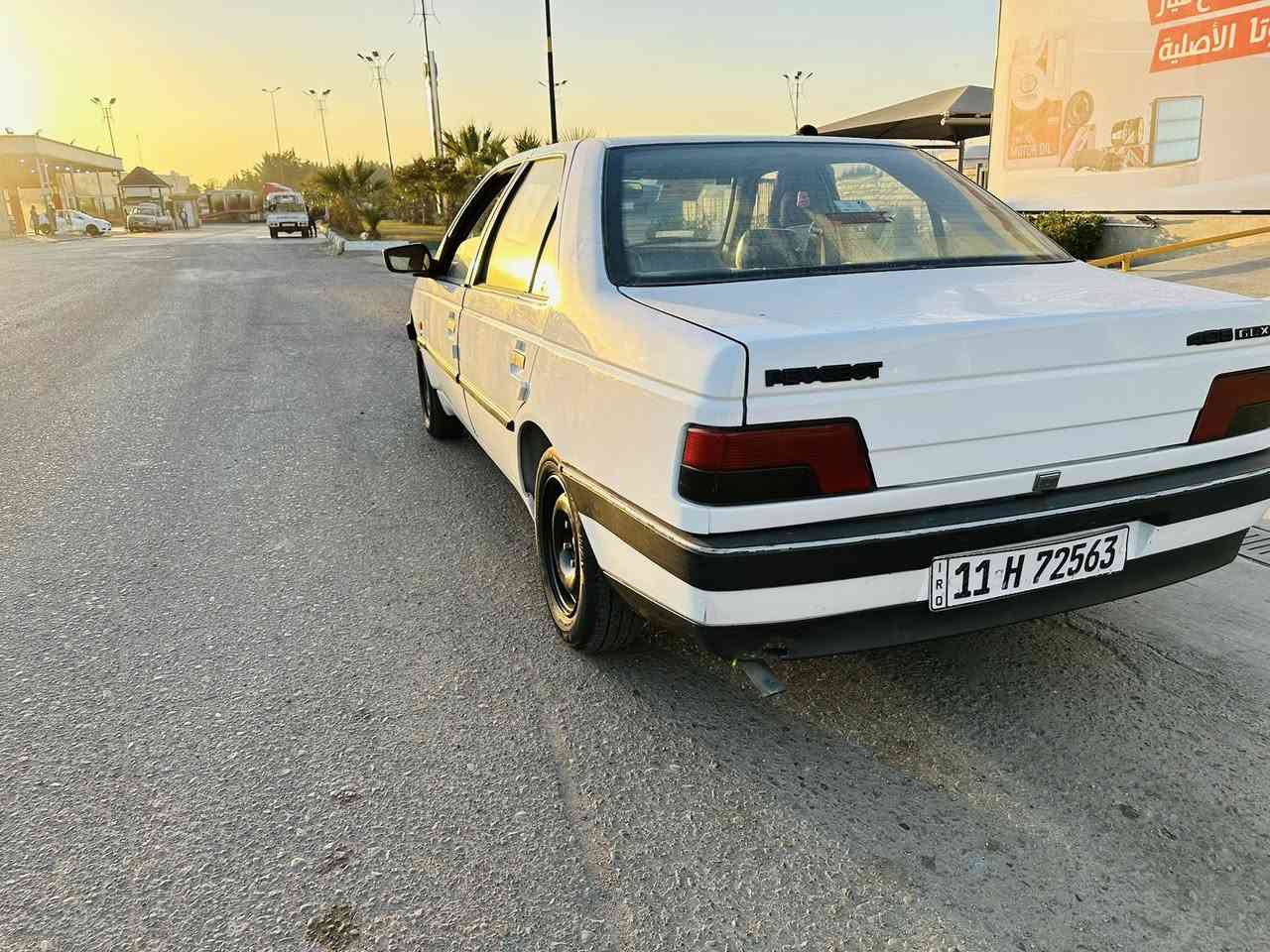 سلام عليكم للبيع جي ال اكس موديل 2012 مكينه كير تبريد صدر تخم تاير كفاله بيها بنيد طاير ومرجعي نفسه وباب يسره وجاملغ خلفي على كد شخط ونصبغن صفاح موس سياره حلوه وموشمه عام ماشيه 103 سعر 49 بيها مجال بسيط بكان دوره خابر وتدلل مكلف بنشر ***********
