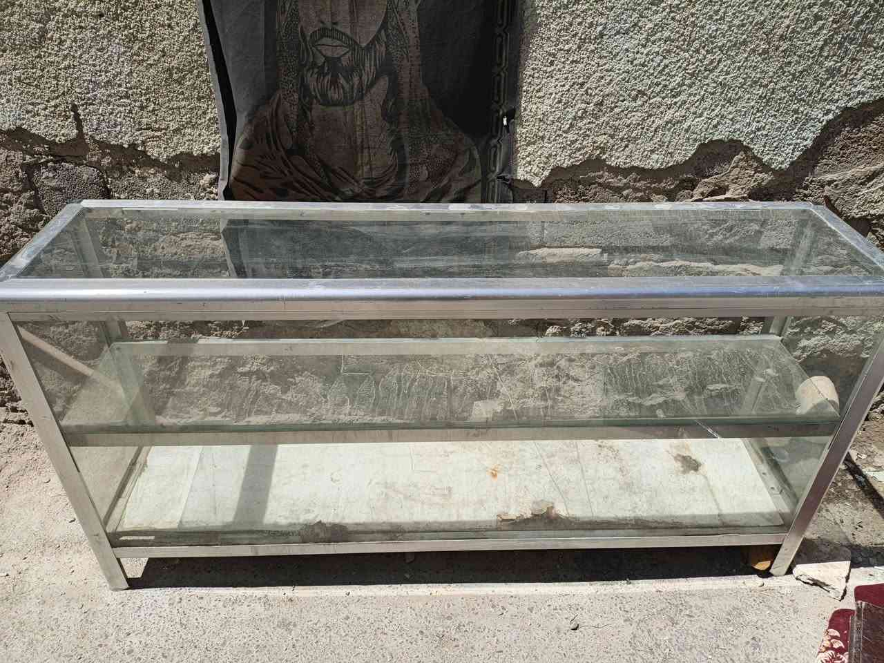 جام خانه للبيع نضيفه العرض مترين السعر 80 الف وبيها مجال قليل كلش الحاب يتواصل وياي هاذ رقمي ***********
