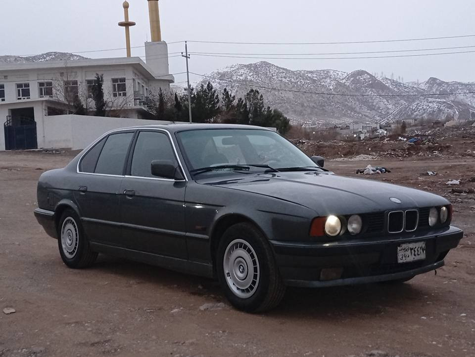 سڵاو بەناوی  خوای گەورە ئەم سەیارەیە بۆ فرۆشتن بیئێم  ٥٢٠گێڕ عادی ئاڕم  پلاسیک  هەولێر بەشەرت  خرامە مۆدیل ١٩٩١ مەکینەو گێڕ  بەشەرت  فیتەر  ماڵ دۆستە دەعمی   نیە  حیزام بۆیاغە  ئاڕم ئەوەلیات  موس  بڕاوە بەشەرت  مشتەری  تەلەفۆن بکە  سعر 33کەمێ  مەعمەلە  ***********
ڤایبەرو  وەتساپی  لەسەرە شمشمل, السليمانية
