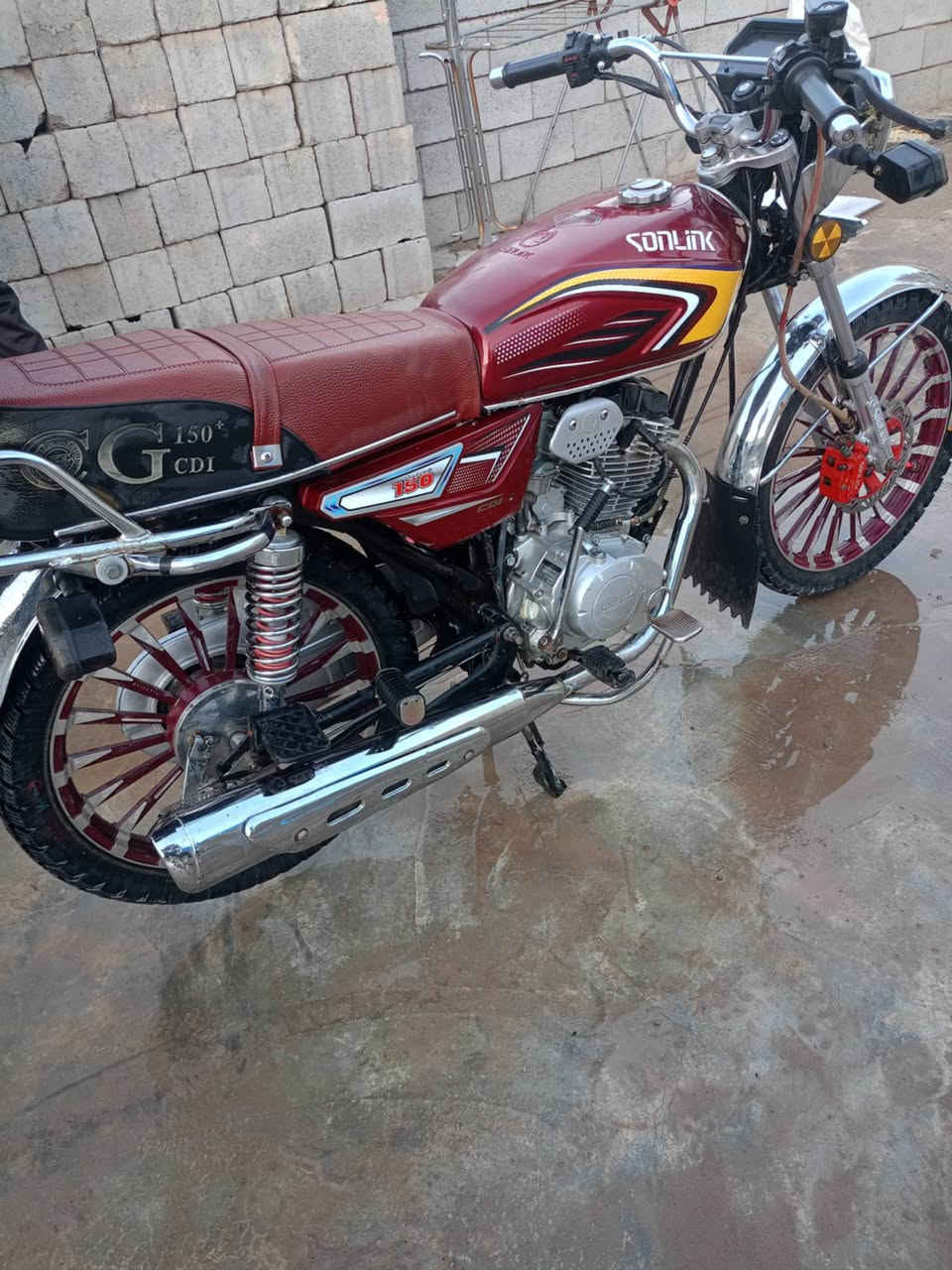 السلام عليكم دراجه سيفان 24 مفتوحه نوبه واحده دراجه نظيفه منفيس وياها السعر علا الخاص


**إذا كنت صاحب هذا الإعلان وتريد حذفه لأي سبب، رجاءا أرسل رسالة إلى الدعم الفني**