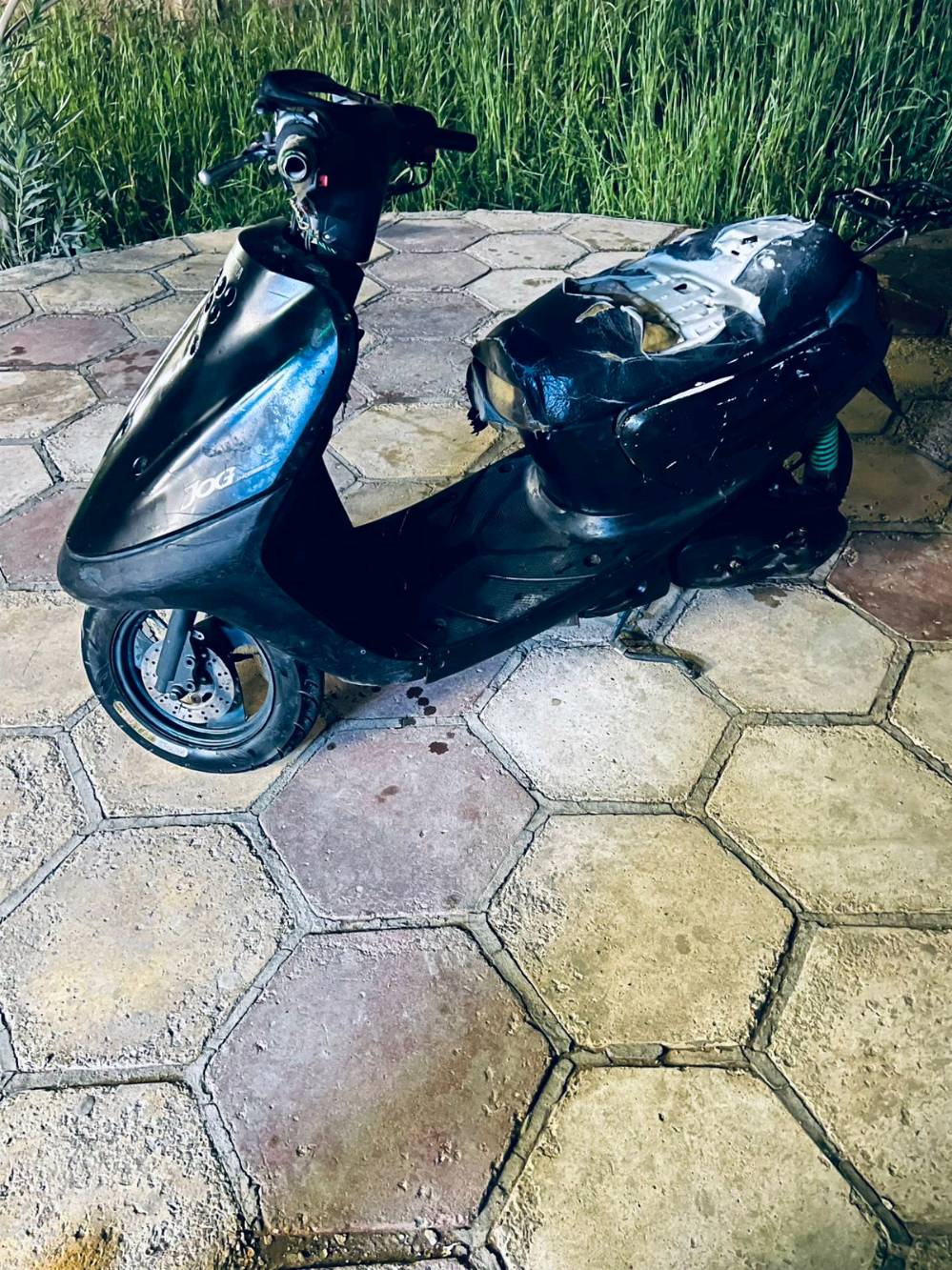 دراجه منغولي بوش وبستم جدد نكرة سلف هورن شغال لايت بومه وياهه ما شاده بعدني بريك جديد تورباين جديد نافضه نفض الدراجه.