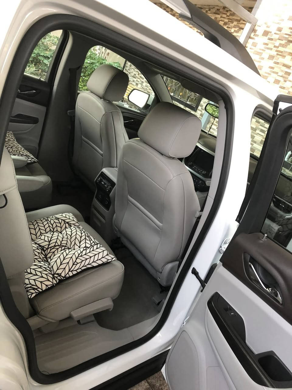 سلام عليكم
جمسي اكاديا فئة SLT  

موديل 2018

وارد أمريكي 

حادث جاملغ امامي ايمن فقط

صدر امامي خلفي جديد 🔩

مكينه 6سلندر3600

رقم سياره  بصرة دولي 🌏

ماشية 155 الف

تبريد3قطع

7راكب  كشنات كهرباء

بصمه تشغيل عن بعد 

صندوق كهربائي ⚡️ 

تخم تاير جديد 

كير محرك جديد بشرط

سنويه و هزه جديدة

العنوان البصرة   
السعر 200$

رقم//***********
