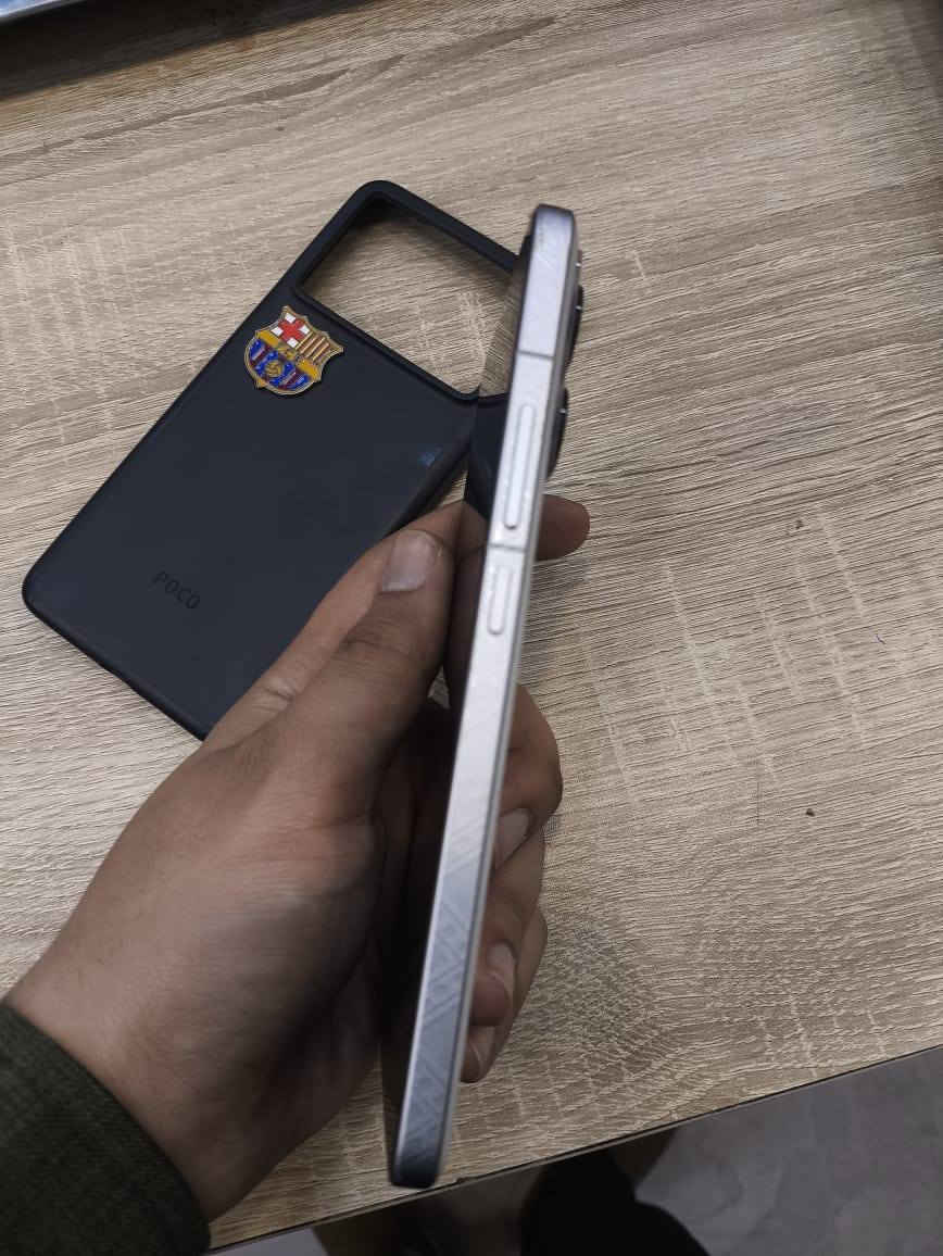 السلام عليكم
بوكو F6 pro مستخدم 6 اشهر فقط 
الذاكرة 512 
الرام 12 
المعالج سناب دراكون 8 جين 2 
الفريمات 120 fbs 
السعر 500 وبي مجال بسيط 
العنوان الانبار الرمادي 
للاستفسار اكثر ***********
