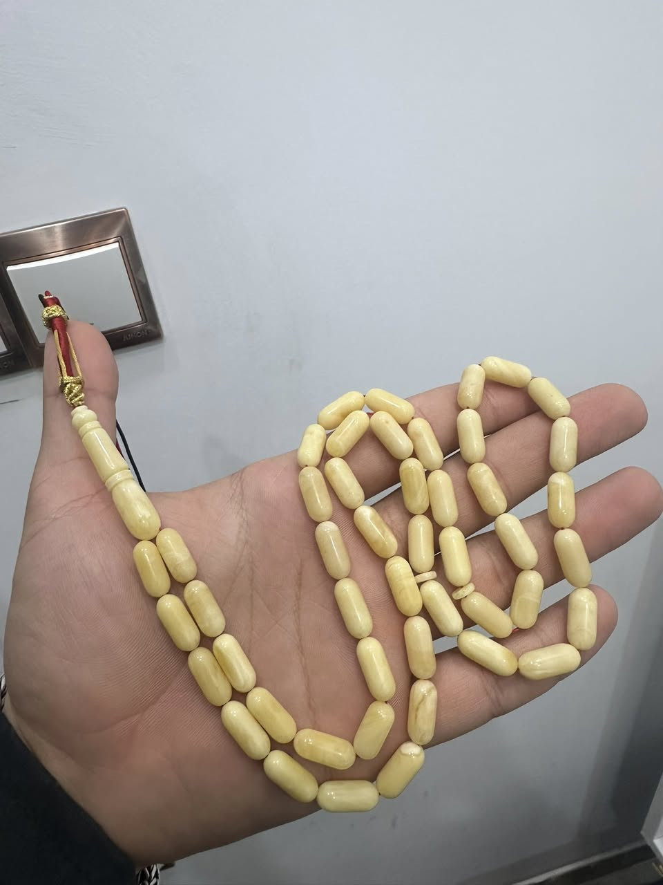 السلام عليكم 
مسباح كهرب حر طبيعي كلينغرادي كصه صنوبري محاحي
*
وزن المسباح 29,5
عدد الحبات 47+1بلكركوشه 
القياس 15,8/7,1
الي مهتم يتكب تم يوصله السعر بلخاص 
 توصيل موجود جميع محافظات العراق


**إذا كنت صاحب هذا الإعلان وتريد حذفه لأي سبب، رجاءا أرسل رسالة إلى الدعم الفني**