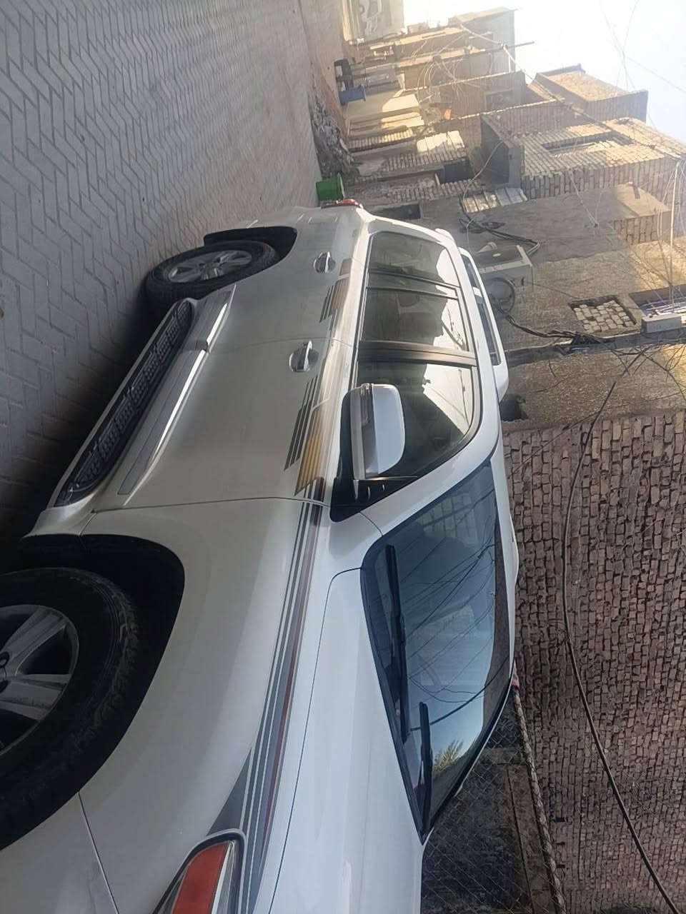 اسلام عليكم سياره لاندكروز موديل ١٤ بغداد ألماني بريم فول مواصفات تخم تاير كهربايات كله شغال تشغيل عن بعد كشنات كهربائيه حداديه مري شفط فتح بل سقف حساسات خلفيه وامامي مكفوله كفاله عامه المكان بغداد مدينة الصدر ***********
