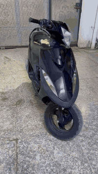 سلام عليكم دراجه ماس عدله للبيع دراجه مناقصها شي بلاديه مامفتوحه دراجه رمبه  مكاني بصره تنومه نهر حست سعر 750 وبيه مجال لشراي رقم ***********
