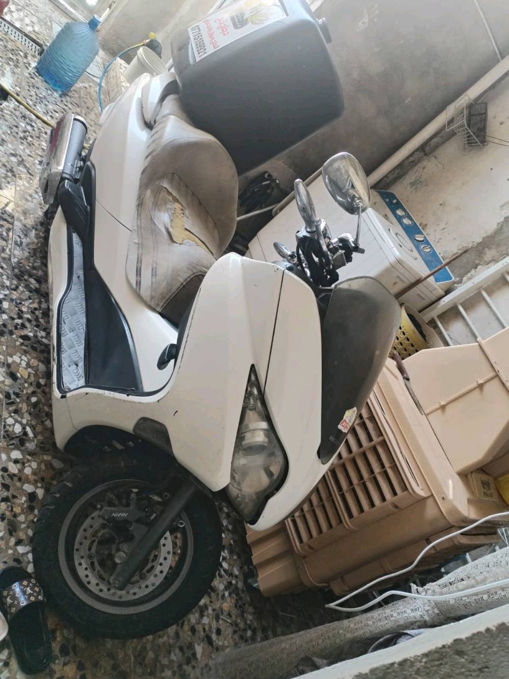دراجة فورزة صفر عشرة مجفتة وعمية على وضعها الإستفسار على الرقم  المكان مدينة الصدر قطاع ٣١ ( ***********)