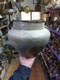 مساكم الله بالخير والبركه 🇮🇶🦋🇮🇶 سندان قديم شغل يهود الشام سوري مزخرف ا...