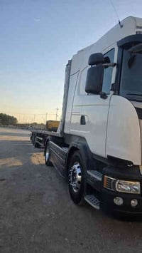 اتريلة لبيع عربانة اشمتز تخم تاير دنكير علاك مديل 2017 الرقم 077032793...