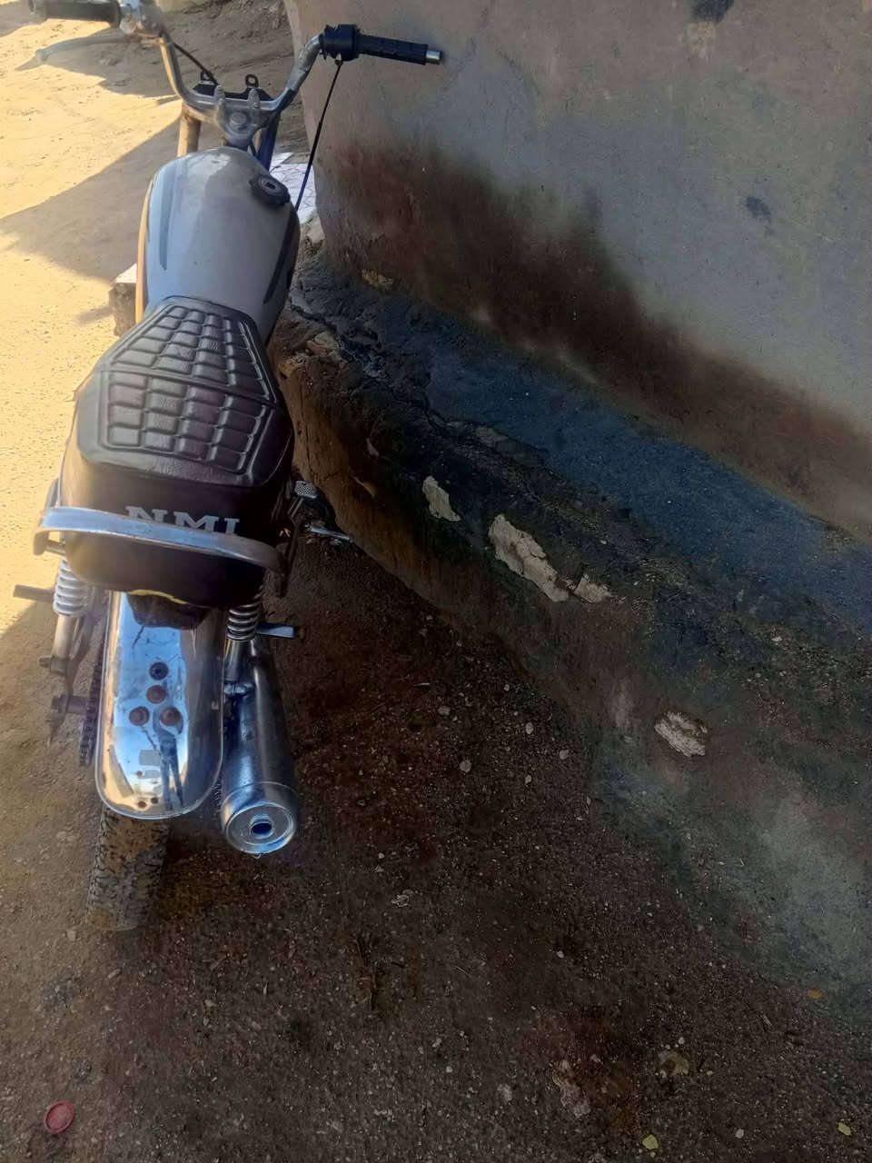 السلام عليكم دراجه للبيع كلك نامه السعر 275 وبيها مجال للشراي متواجد على الخاص***********
