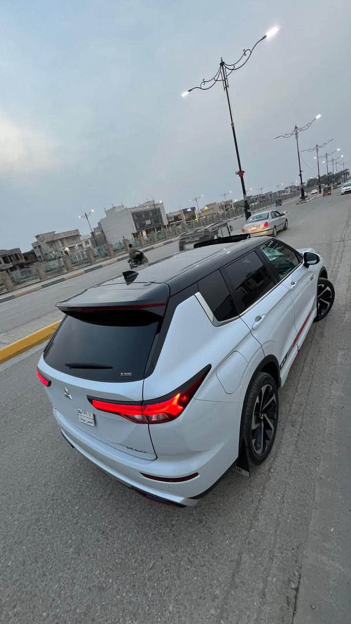 سلام عليكم جميعاً 📍
اوتلاندر هايبرد للبيع 
تمشي بالشحنة 100 كيلوو
ثلاث انظمه : هايبرد بلاكن بانزين 

اللون : ابيض لؤلؤي مميز 

حجم المحرك : 2.4 هايبرد 

فتحة سقف بانورما
دةبل اكسل (𝐀𝐖𝐃) 
7 راکب
 بصمة ابواب 
دبل جام امامي عزل خرافي 💯💯
بصمة تشغيل 

شاشة ايباد لمس
شحن وايرليس
‏‎كاميرة اكامي
كاميرة جانبي
كاميرة خلفي
كاميرات 360 درجة
هاند بريك بصمة
اوتو ستارات (𝐀𝐔𝐓𝐎 𝐒𝐓𝐀𝐑𝐓)
اوتو ستوب (𝐀𝐔𝐓𝐎  𝐒𝐓𝐎𝐏)
رادار امامي (تحديد مسار)
رادار جانبي  (نقاط عمياء)
رادار خلفي (التحذير من الاصطدام)
مانع تجاوزي بالمري الجانبيه
مري شفط
حساسات امامي
حساسات جانبي 
حساسات خلفي 
6 انظمة قيادة
نظام (𝐎𝐅𝐅-𝐑𝐎𝐀𝐃)
نظام (𝐒𝐇𝐎𝐖)
نظام (𝐀𝐔𝐓𝐎)
نظام (𝐄𝐂𝐎)
نظام (𝐍𝐎𝐑𝐌𝐀𝐋)
نظام (𝐒𝐏𝐎𝐑𝐓)
كشنات كهربائي
كشنات هیتر
تحكمات استيرن 
🔥
تبريد لمس 
تبريد مركزي 
صندوق شفط كهربائي 
لايتات (𝐋𝐄𝐃) عدسة زينون بيلادي 
بكلايتات (𝐋𝐄𝐃) ليد بيلادي
ويل كب كروم 
 
عداد السياره28 ميل  فقط بحاله الوكاله

ضرر السياره جاملغ جهة السائق وشبر بالبنيد فقط 

بيها ارباك ستيرن وبرد

اخوان السيارة خير من الله ونضيفة وجديدة ودخولها جديد  

للاستفسار الاتصال 

‏*********** 
مكان السيارة ديالى بعقوبة 📍
