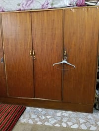 اغراض • دواليب • ديكور